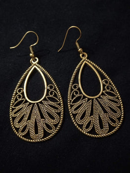 Florida Fabulous Alloy Jhumki Earring