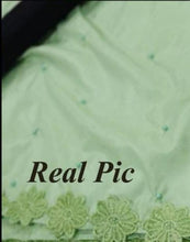 Load image into Gallery viewer, Awesome Multi Digital Printed Golden Zari Sillk Designer Saree With Blouse